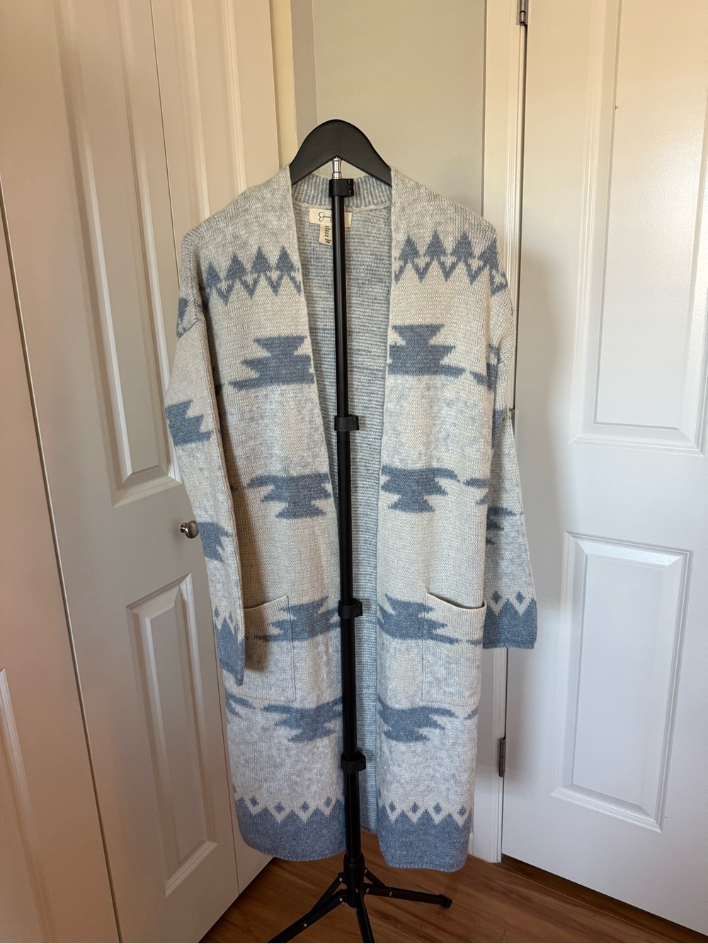 Jessica Simpson Small Aztec Cardigan Gray Blue Open Front Duster Sweater